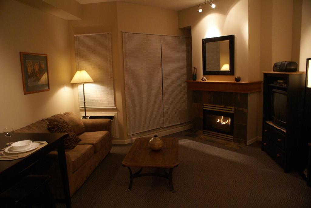 Whistler Superior Properties Apartment Room photo